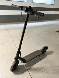 Monopattino elettrico Xiaomi Mi Scooter Pro 2