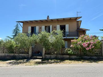 CASA INDIPENDENTE A GUBBIO