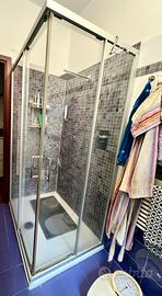 Piatto doccia 120x90 con box e rubinetteria