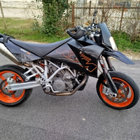 KTM supermoto 950