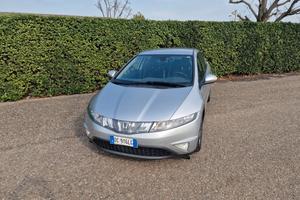 Honda Civic 1.8 i-VTEC 5p Sport