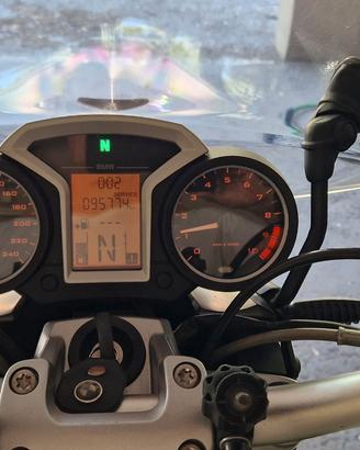 BMW R1200R