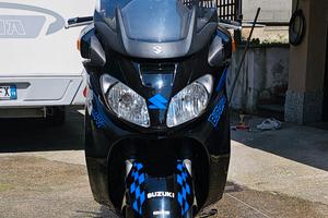 Suzuki  Burgman 650 executive