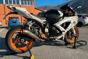 Suzuki GSX-R 750 2010- Yoshimura, Ohlins,Accossato
