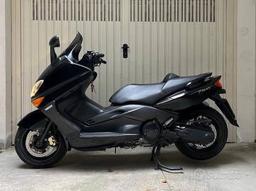 Yamaha T Max 500