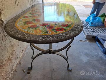 Tavolo da giardino in ceramica Siciliana