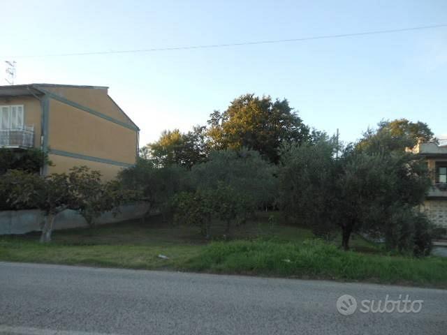 Terreno di 1000 m² a Caianello - Vista 2