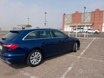 AUDI A4 AVANT 35 TDI IBRIDA
