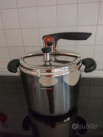 PENTOLA A PRESSIONE 7 L