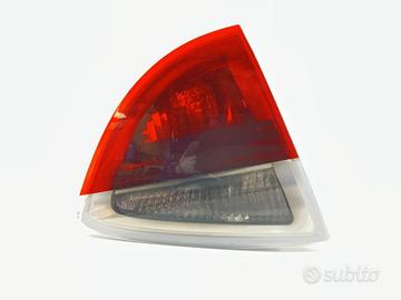 STOP POSTERIORE SINISTRO INTEGRATO NEL PORTELLO BM
