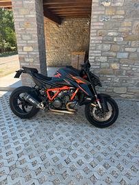 KTM Super Duke Superduke 1390 R