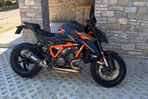KTM Super Duke Superduke 1390 R