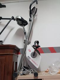 Cyclette e Vogatore e Panca per addominali