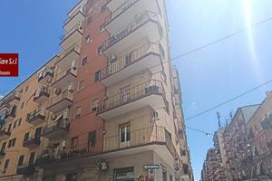 Via Quinto Ennio ang.C.Battisti quadrilocale