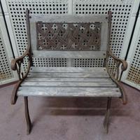 PANCA LEGNO E GHISA UN POSTO