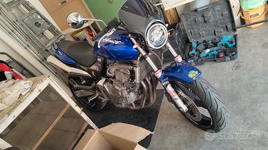 Honda hornet 600