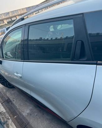 Portiera Posteriore Sx Nuova Renault Clio 4