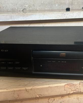 Pioneer compact disk player PD-207 hi fi stereo
