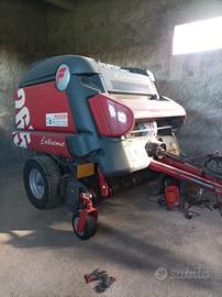 Rotopressa imballatrice