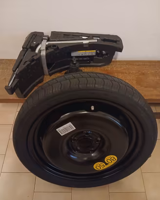 Audi A3 - 8 Y ruotino con kit completo