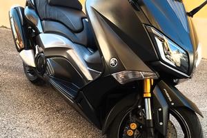 YAMAHA T-MAX 530 IRON MAX