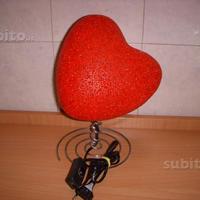 Lampada a forma di cuore