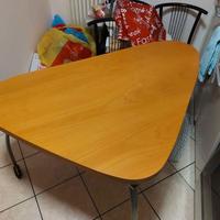 Tavolo e sedie Ansaloni Arredamenti