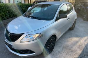 Lancia Ypsilon 1.2 69 CV 5 porte S&S Elefantino Bl