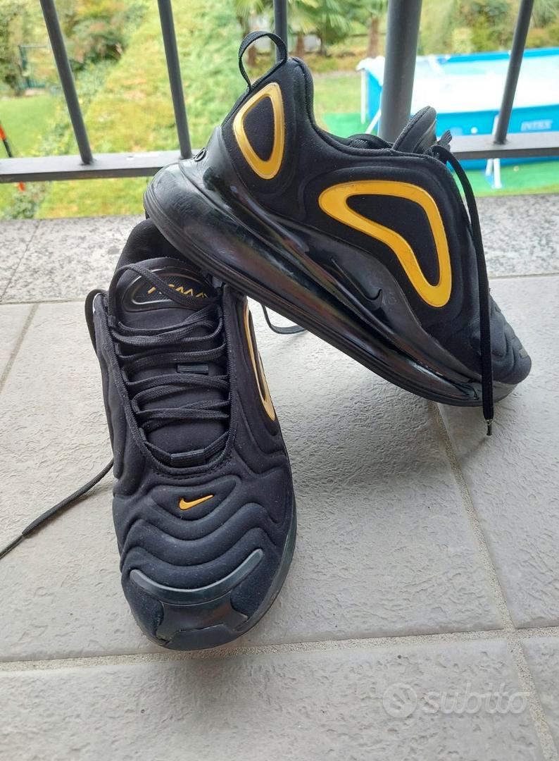 Air max 720 nere e oro online