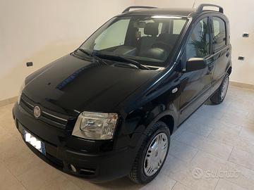 Fiat Panda 1.2 Dynamic Natural Power DISTRIBUZIONE