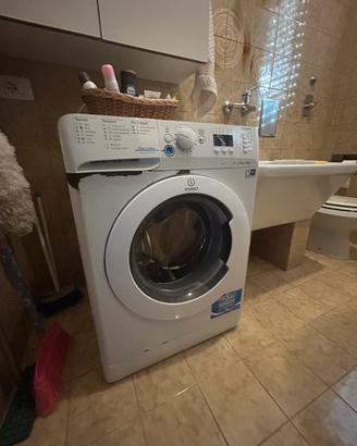Lavatrice Indesit 7kg A++