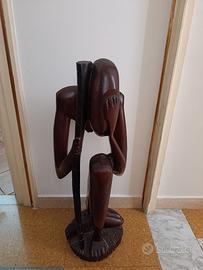 Statua in legno