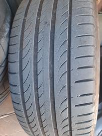 Cerchi e gomme Toyota Prius Plusvalore