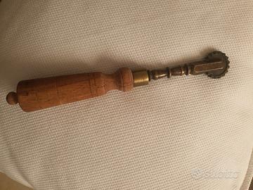 tagliapasta/ rotella/ vintage