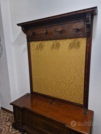 Ingresso in legno con Cassapanca