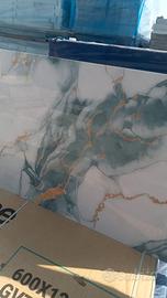 Gres porcellanato effetto marmo