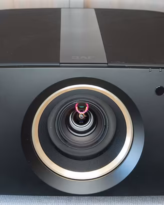 Proiettore 4K JVC RS1100E/NP5