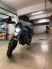 Aprilia Dorsoduro 750 depotenziata a libretto