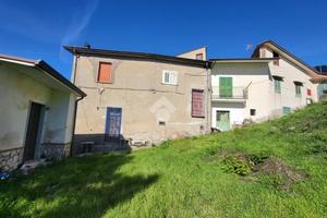 CASA INDIPENDENTE A ROCCABASCERANA