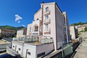 3 LOCALI A PELLEZZANO