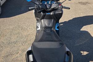 T-MAX 560