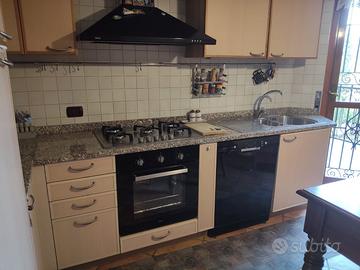 MOBILI CUCINA E ALTRO