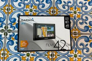 Navigatore GPS Garmin nüvi 42LM nuovo