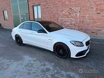 Mercedes Benz C 63S Amg