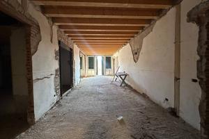 Appartamento di 250 m² con 5 locali e box auto a T