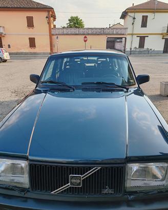 Volvo Super Polar 245