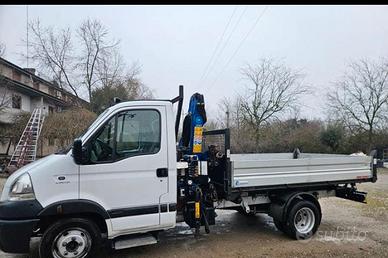 RENAULT TRUKS 160 CASSONE RIBAL CON GRU