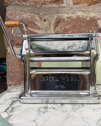 MACCHINA PASTA  - Imperia R220