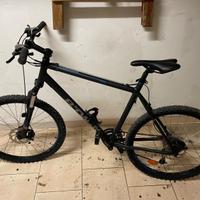 Mtb pari al nuovo Rockrider fren a disco