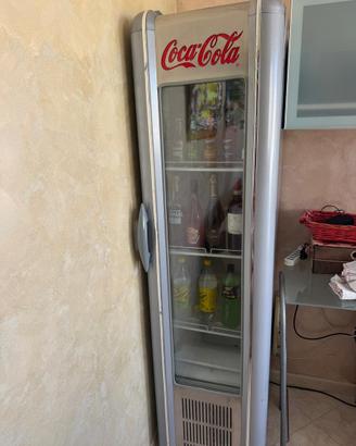 Frigovetrina coca cola
